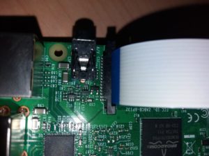 module caméra 9 300x225 - [TUTORIEL] Installer un module caméra sur son Raspberry Pi