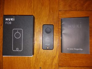 Nuki Fob Compo 300x225 - Présentation de la serrure connectée Nuki