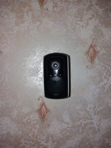 Test de la caméra IP Foscam E1 sans fils caméra IP Foscam E1 install 3 e1532546662665 225x300 - Test de la caméra IP Foscam E1 sans fils