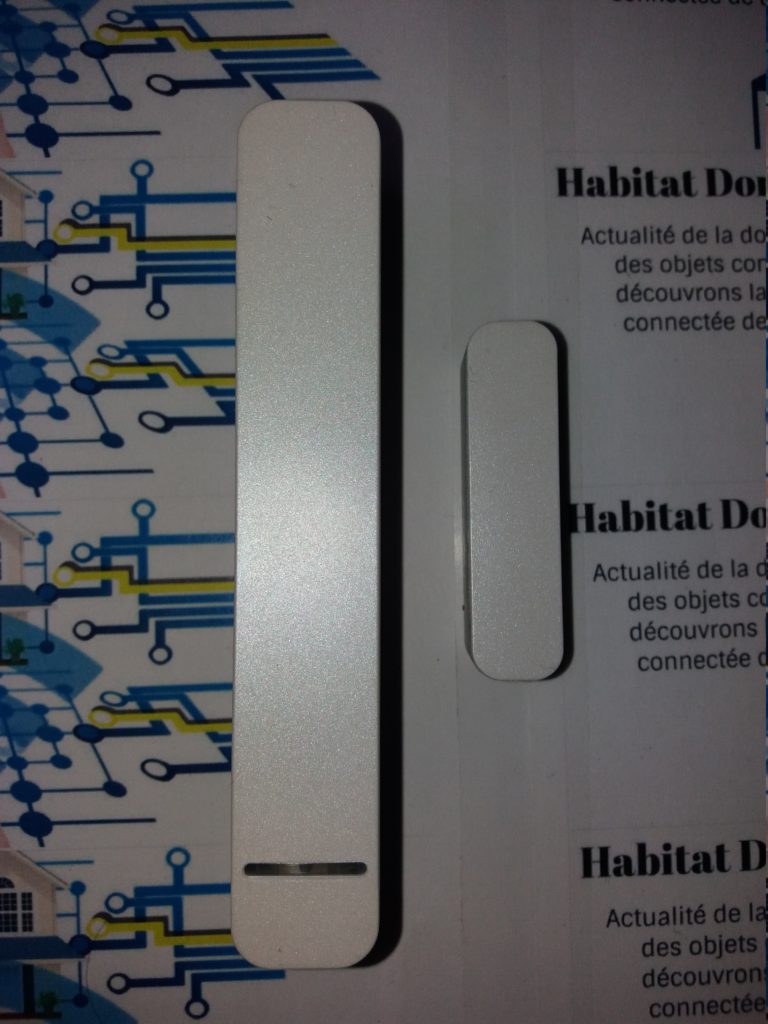 Détecteur d'ouverture connecté Bosch Smart Home Détecteur douverture pres4 768x1024 - Détecteur d'ouverture connecté Bosch Smart Home