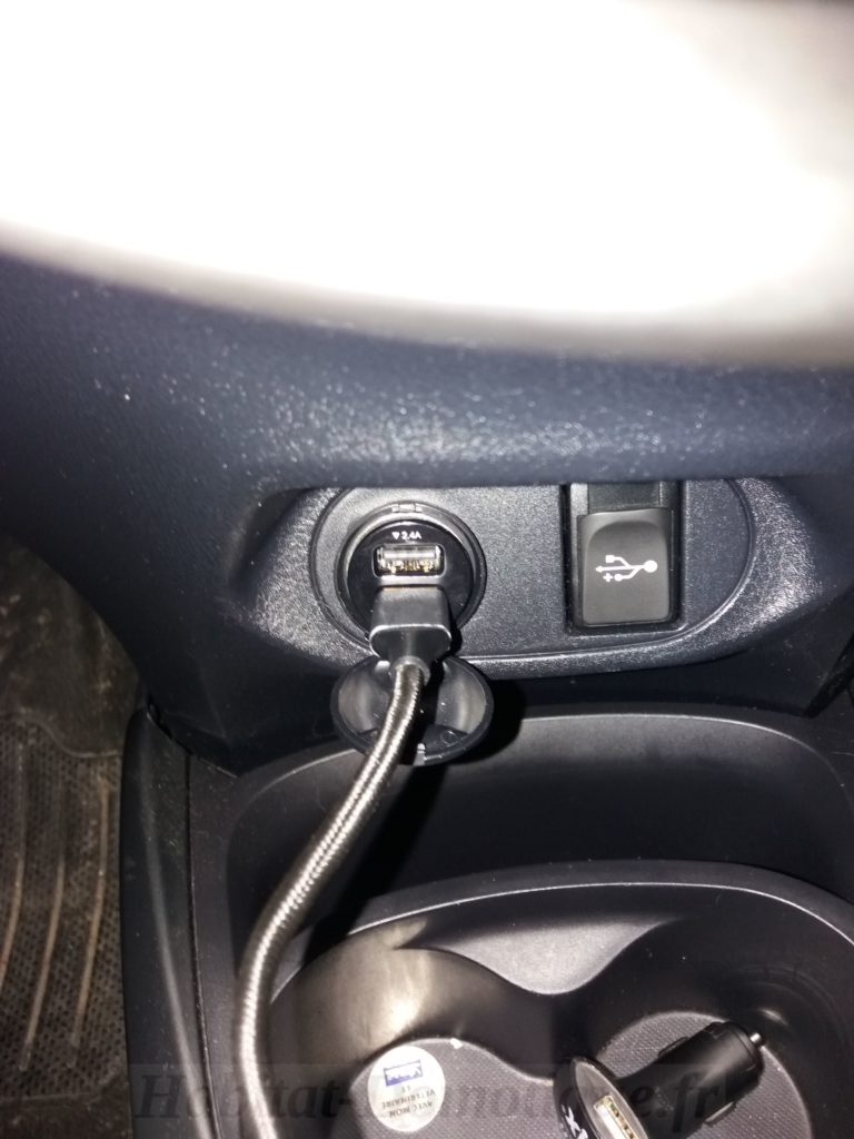 Chargeur Voiture USB CC S1 Aukey 08 768x1024 - Test du chargeur voiture USB CC-S1 Aukey
